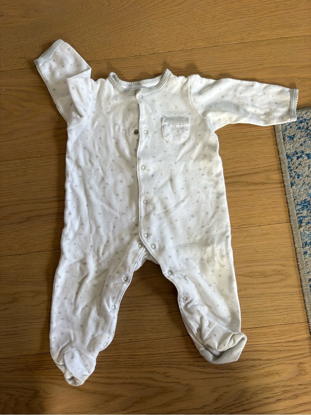 Little Me star printed footie pajama - size 9 months